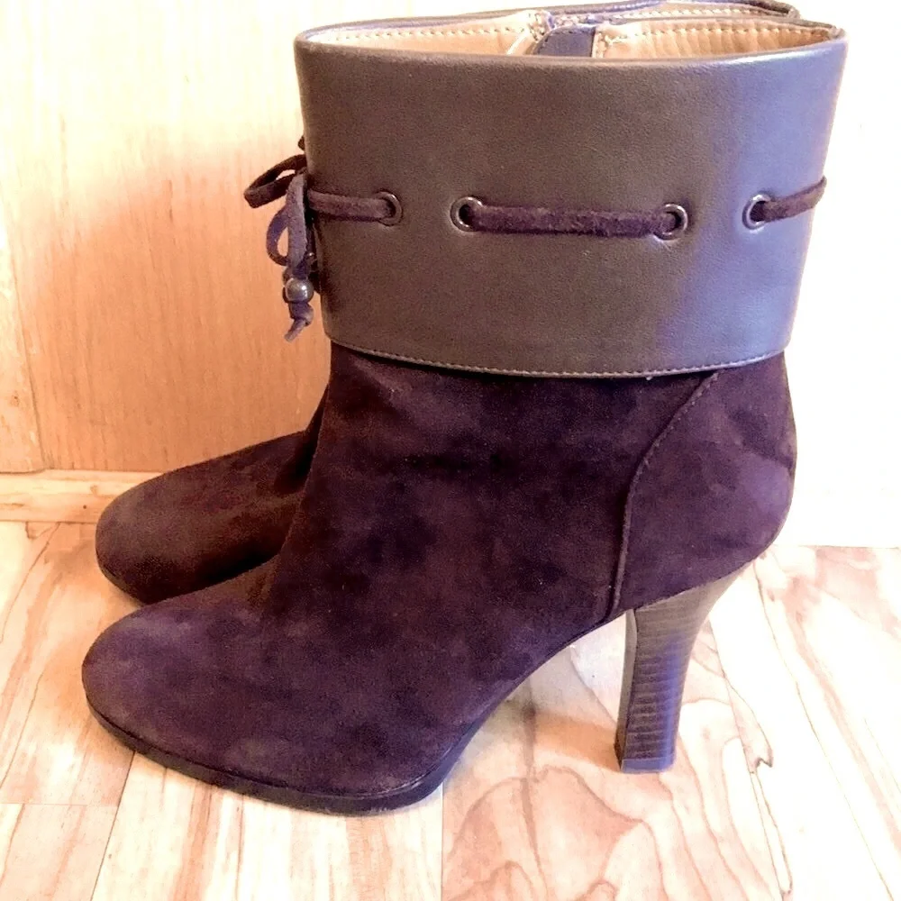 Sofft 8” Ballena brown smooth leather cuffed stiletto short boots 4” heel size 7
